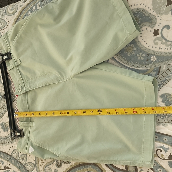 Men Guess shorts - Picture 5 of 5